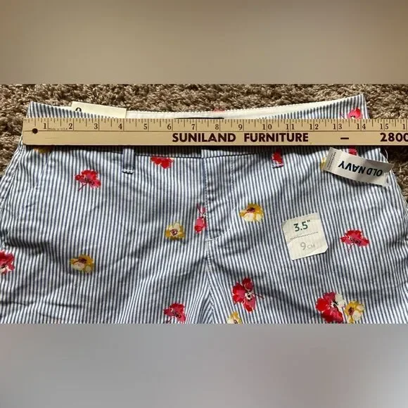 Old Navy Women's Everyday Short Sz 0 Blue White Stripe Floral Flat Front Shorts - Picture 9 of 11